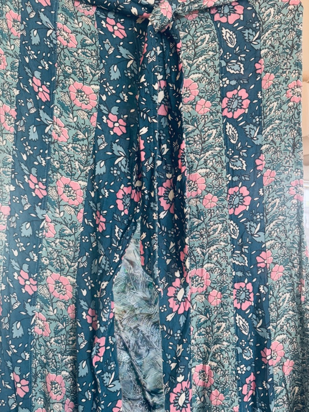 Free People Floral flared Boho/Hippie Pants in Teal and Pink.  Reversible belt